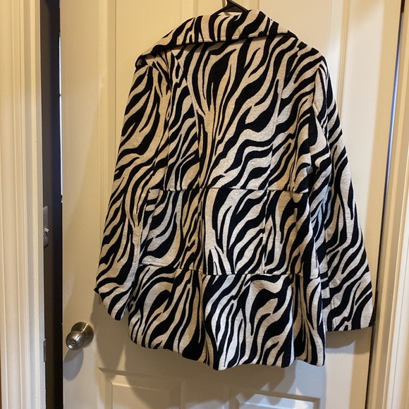 Coat - Picture 3 of 3